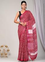 Linen Red Casual Wear Printed Saree